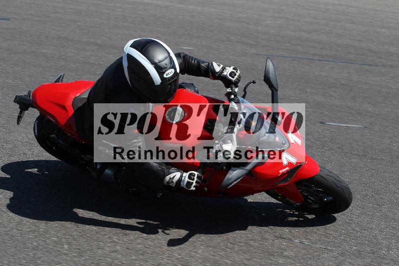 Archiv-2022/50 09.08.2022 MSS und TÖFF Track Day ADR/Gruppe blau/11